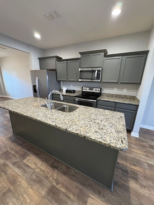 Building Photo - 2 Bedroom Townhome in Antioch