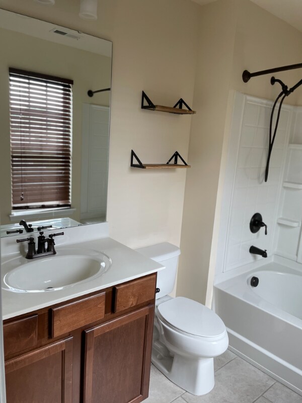 Building Photo - 2097 Shady Pond Dr