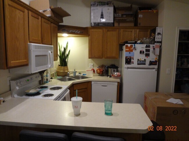 Building Photo - Great One Bedroom near Provo Rec Center, U...