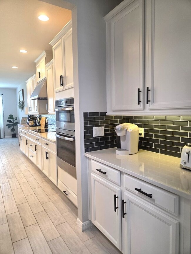 Building Photo - Two Story in Gated Lakeview Preserve