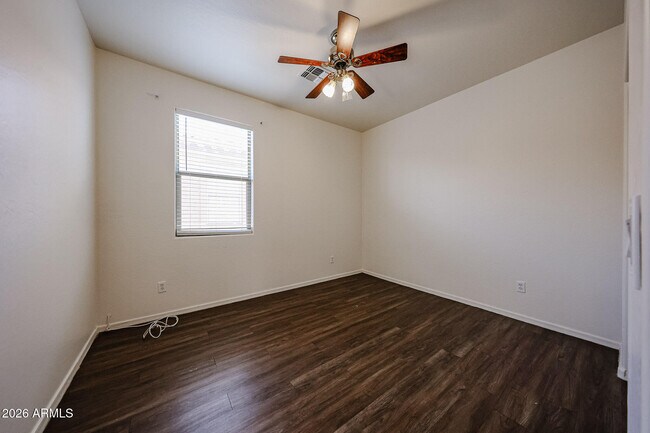 Building Photo - 6307 S 69th Glen