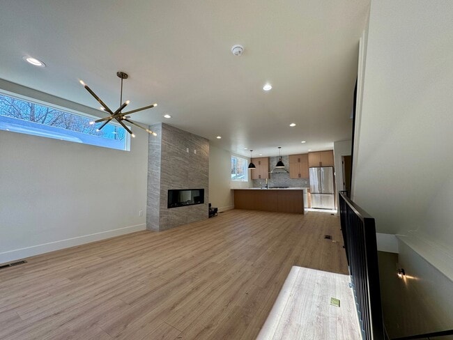 Building Photo - 1275-1279 Meade St