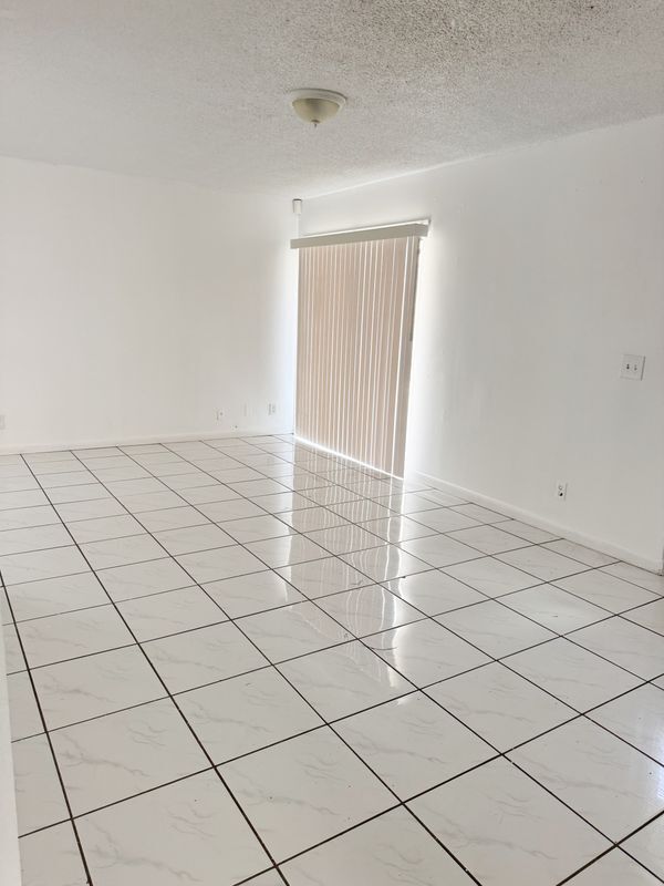 Building Photo - 2214 NW 58th Ave