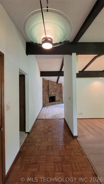 Building Photo - 4027 E 82nd Pl