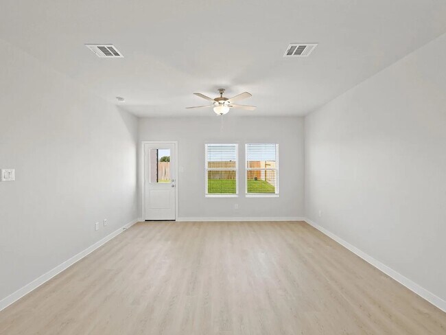 Building Photo - 17119 King Eider Rd