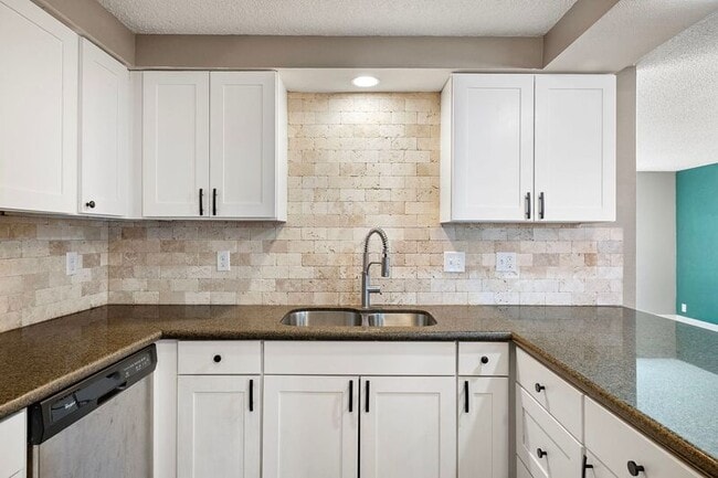 Building Photo - 2577 Elysium Ave