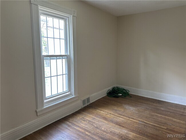 Building Photo - 801 West Ave