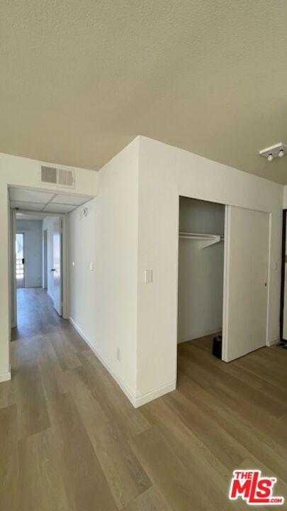 Building Photo - 420 S Harvard Blvd