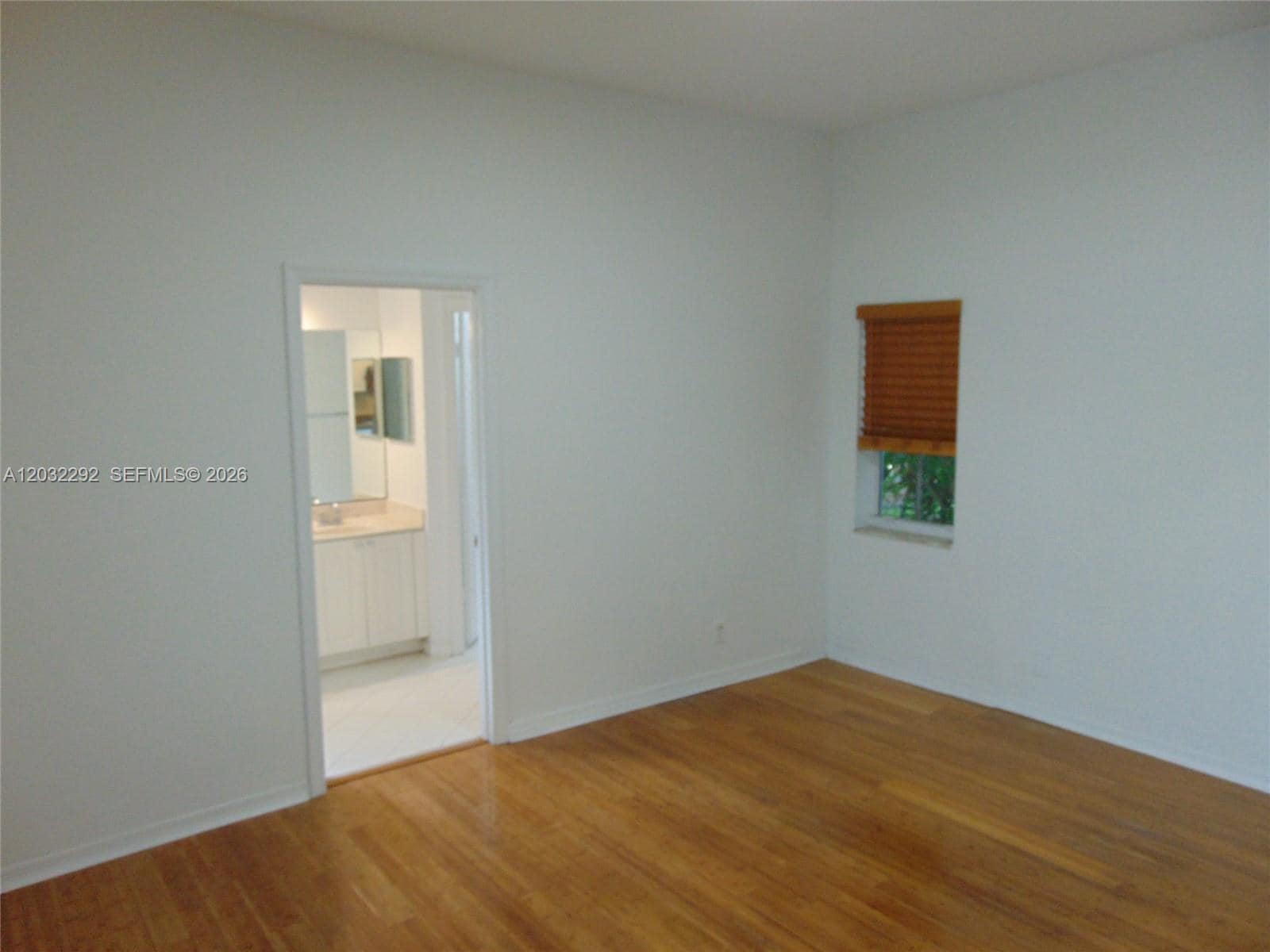 Building Photo - 624 Vista Meadows Dr