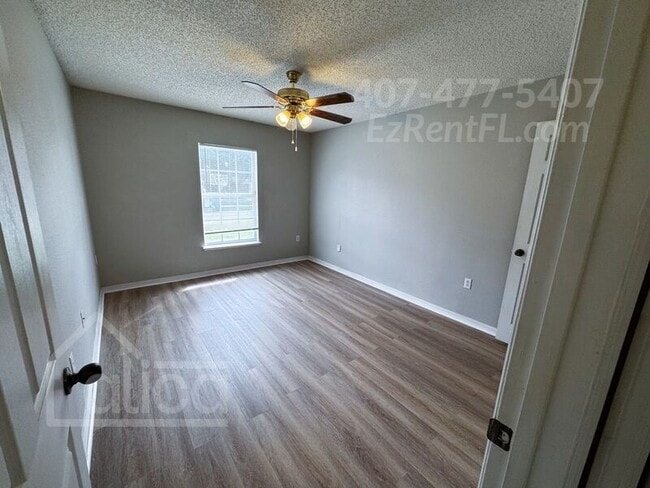 Building Photo - 6581 Gentle Oaks Dr S