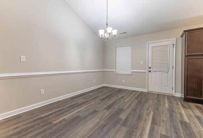 Building Photo - Ready NOW! Close to MARSOC, Stone Bay & MCB Camp LeJeune Sneads Ferry Gates