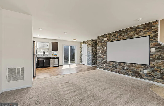 Building Photo - 60 Ceritos Trl