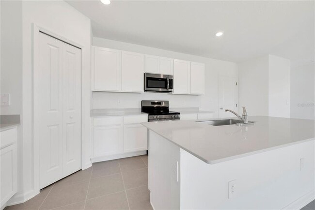 Building Photo - 3869 Corsican Ln