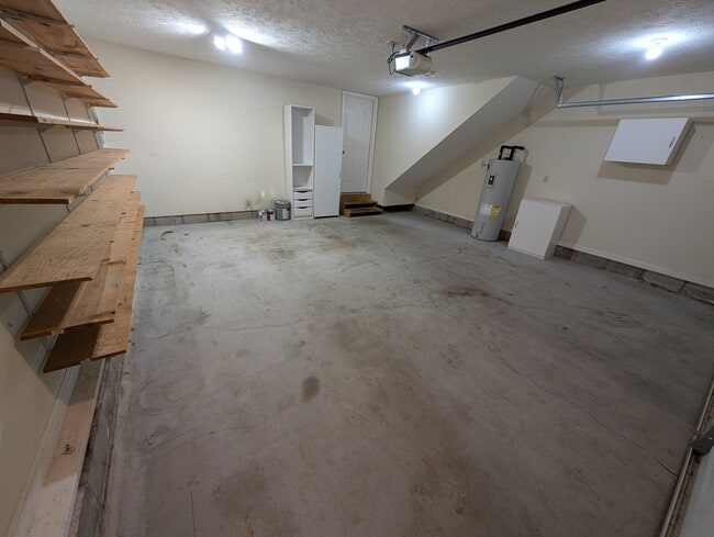Building Photo - 616 Wolfchase Dr