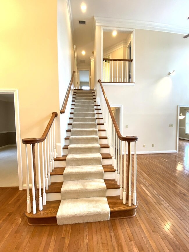 Building Photo - 4224 Evergreen Dr