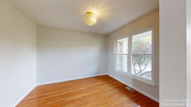 Building Photo - 2844 Chaseway Ct