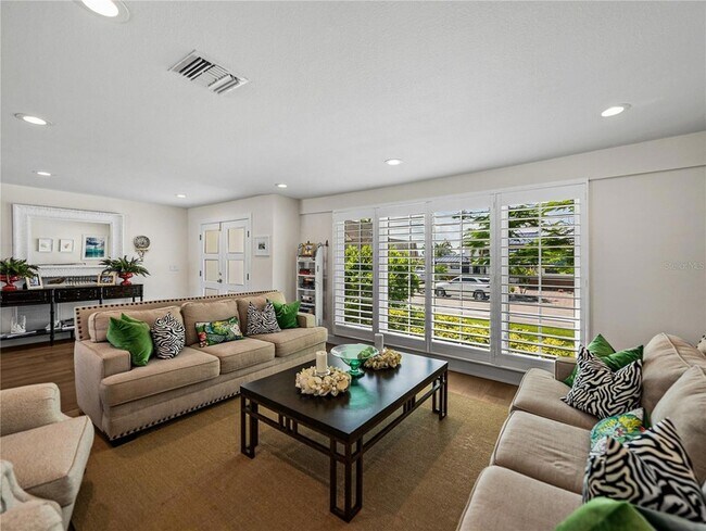 Building Photo - 829 59th Ave