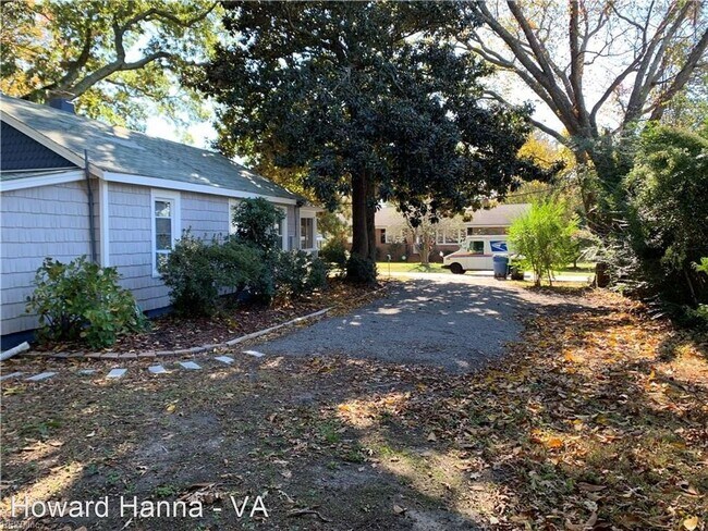 Building Photo - 2 br, 2 bath House - 4908 Lookout Road