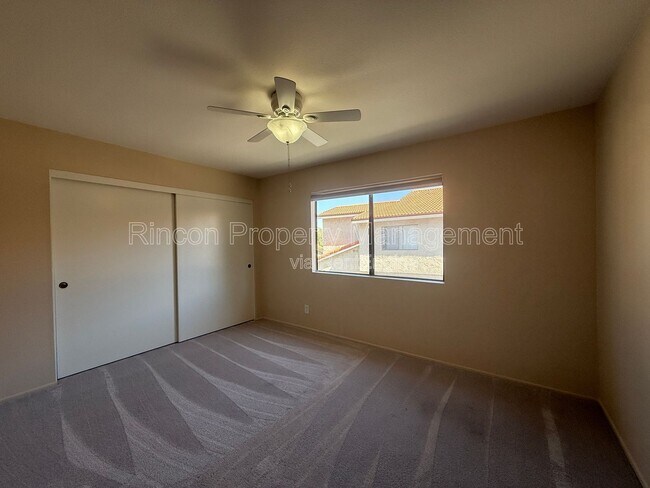 Building Photo - 361 Jalisco Ct
