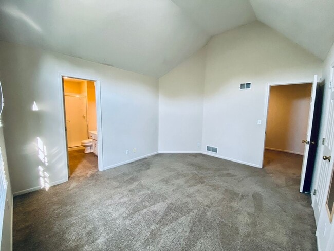 Building Photo - {8514}  Village of Kensington + Finished B...