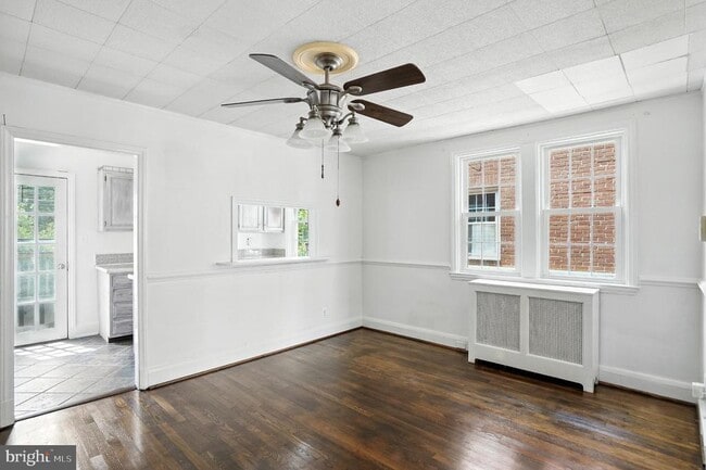 Building Photo - 4 N Belle Grove Rd