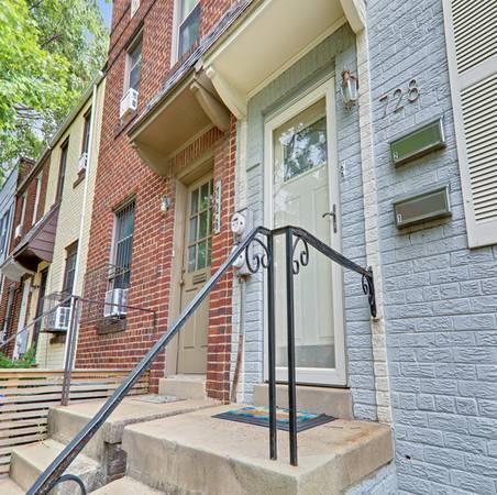 Great Deal - $1,950. / 1br - 620ft - An amazing renovated 1 Bedroom apartment - 728 5th St SE