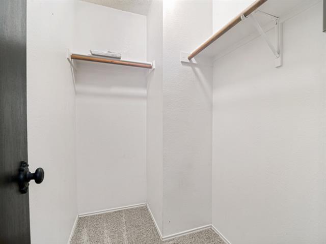 Building Photo - 1544 Glenwick Dr