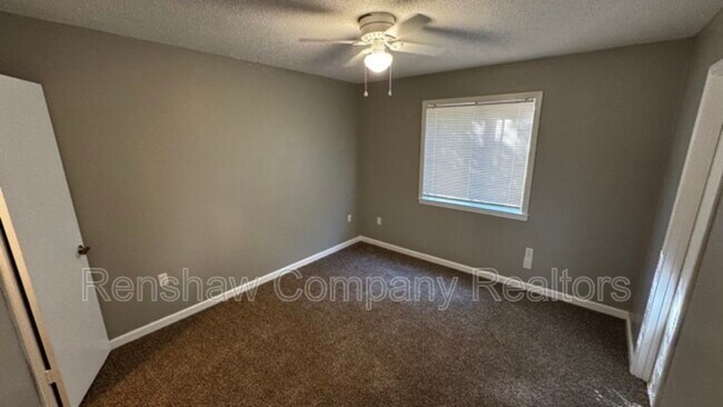 Building Photo - 5755 Heartwood Dr