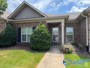 Building Photo - 27 Atherton Cir SW