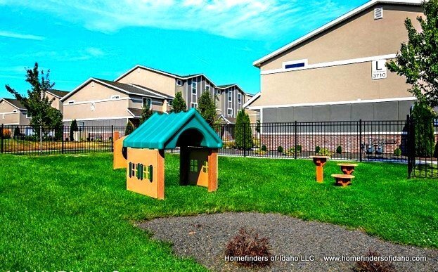 Building Photo - 3710 N Centrepoint Way