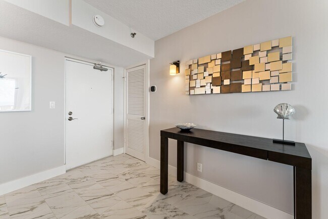 Building Photo - 300 Ocean Trail Way