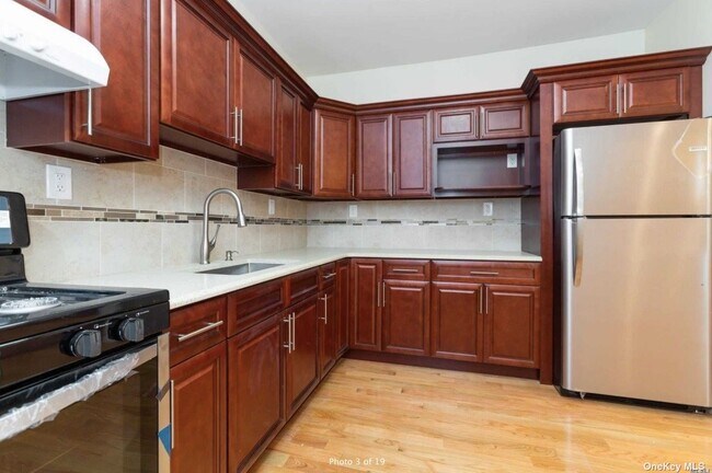 Building Photo - 90-02 Sutter Ave