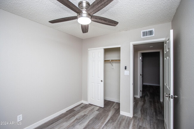 Building Photo - 720 S Dobson Rd