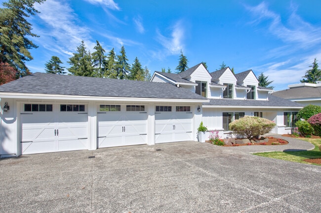 Building Photo - 6119 114th Ave NE