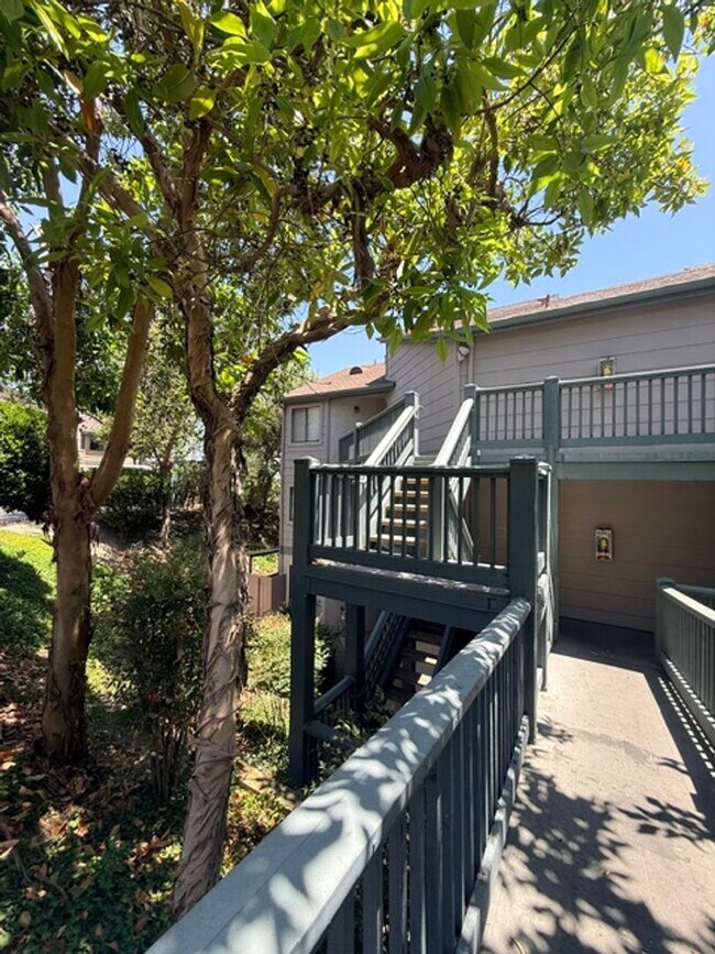 Building Photo - Fully updated condo in Spring Valley/ Rancho San Diego