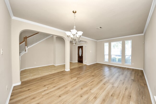 Building Photo - 9006 Sunny Brook Ln