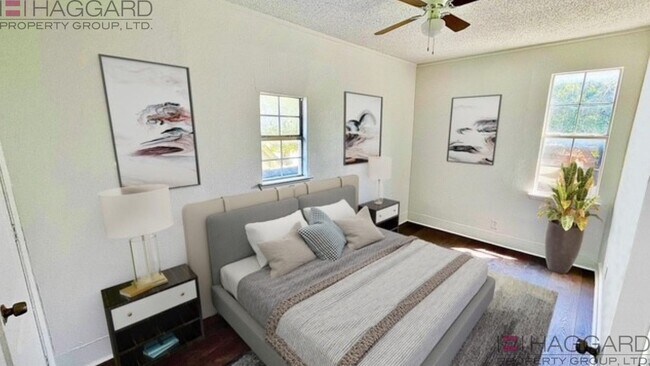 Building Photo - Walking Distance to the Stockyards!