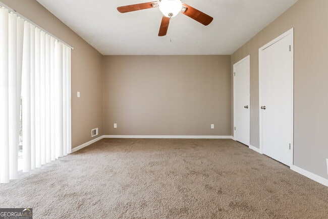 Building Photo - 3833 Chimney Mill Trail