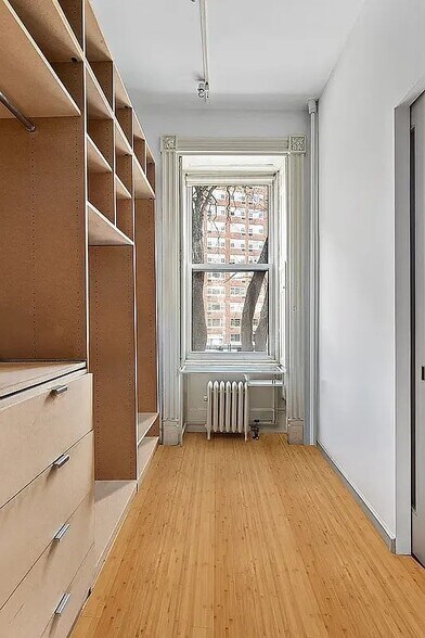 Building Photo - 198 Sixth Avenue