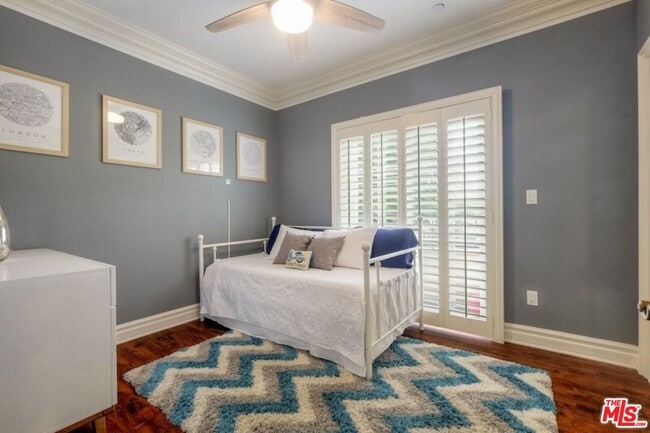 Building Photo - 11578 Iowa Ave