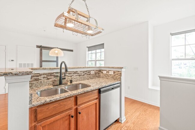 Building Photo - (Move-In Special) Charming 2-Bedroom, 2-Ba...