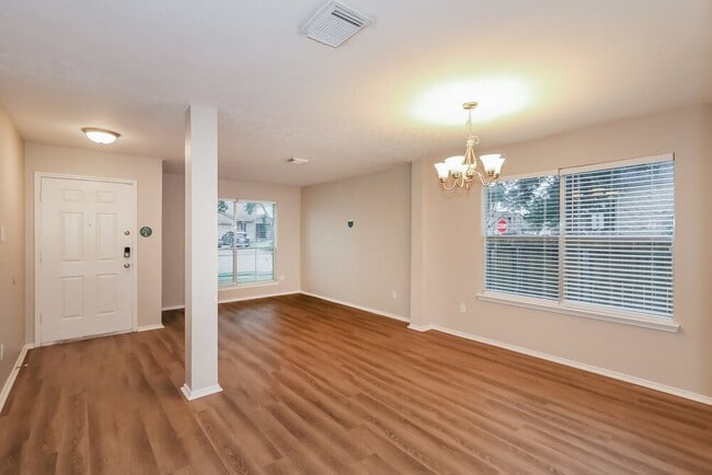 Building Photo - 8903 Westplace Dr