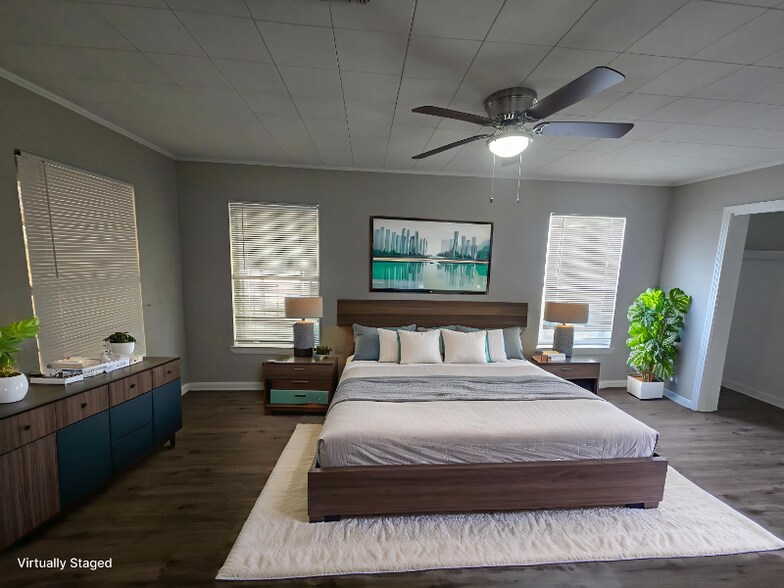 Building Photo - 1615 Cincinnati Ave