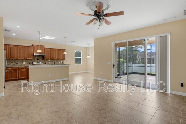 Building Photo - 5244 Royce Dr