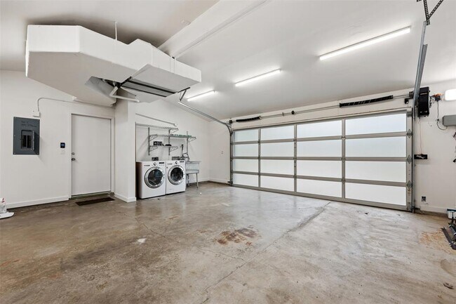 Building Photo - 2314 Westforest Dr