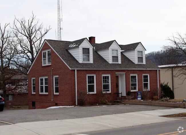  - Alyson Apartments