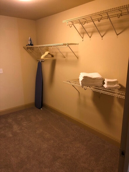 Building Photo - 721 Gov Morrison St