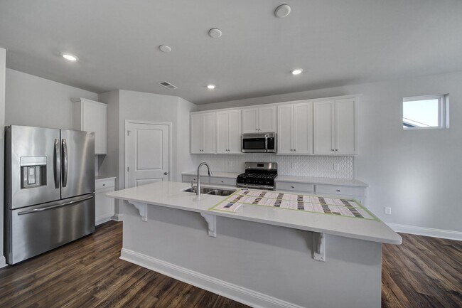 Building Photo - 3 Bed 2 Ranch Bath Home in Monroe!