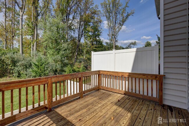 Building Photo - 101 Pearce Ln