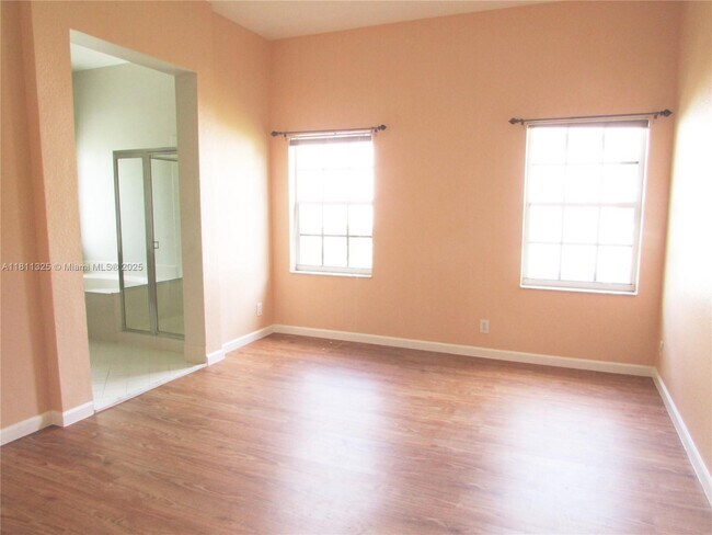 Building Photo - 3851 Falcon Ridge Cir